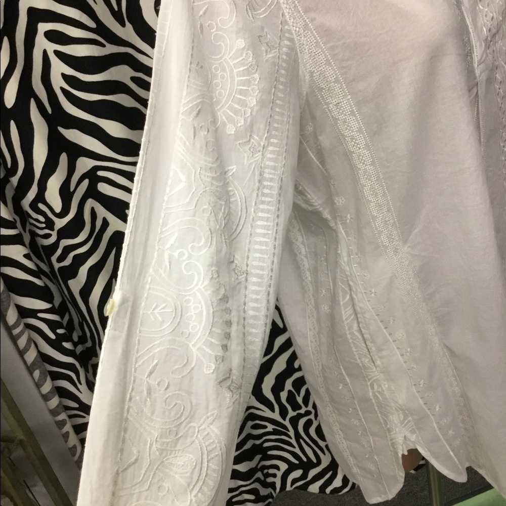 Blouse - Picture 4 of 8